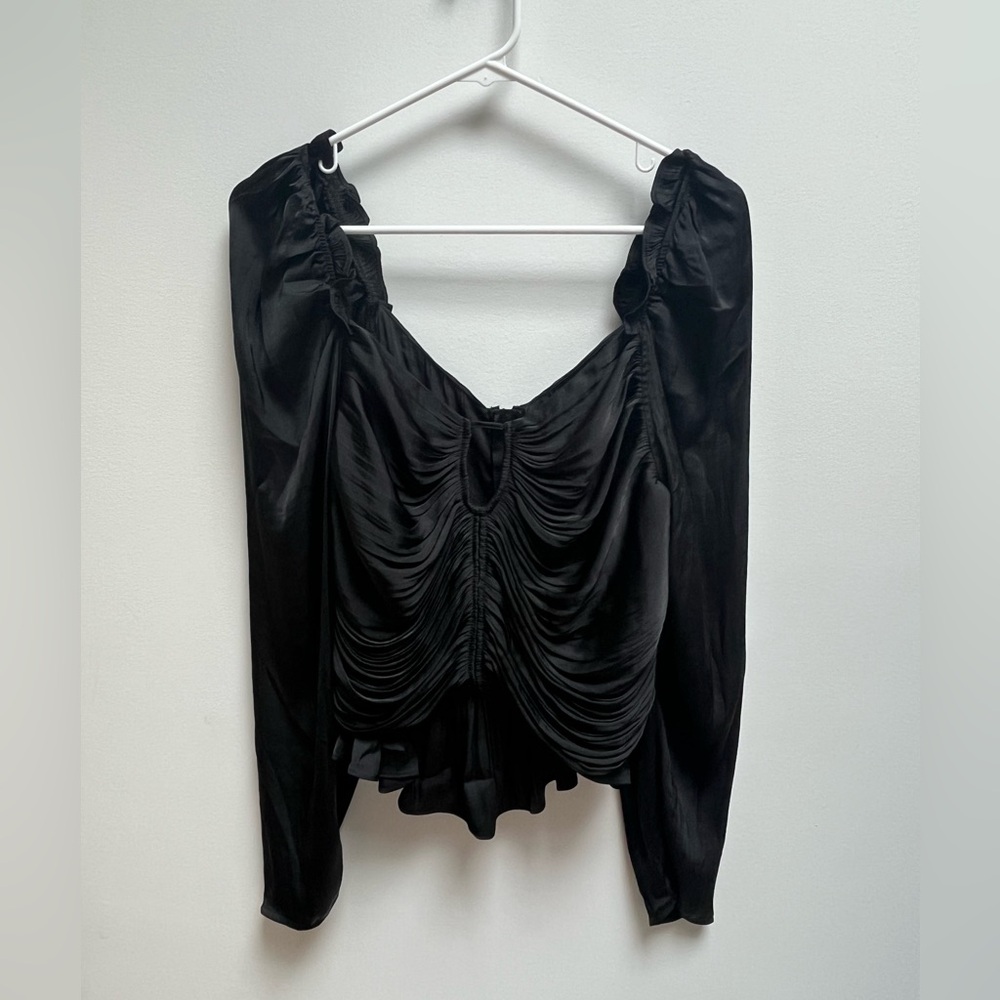 House of Harlow black long sleeve